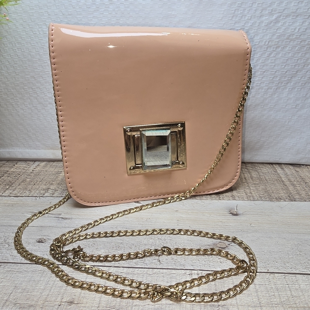 CHARMING CHARLEY PINK PATENT SHINY SMALL BAG RHINESTONE CLOSURE PARTY CHAIN